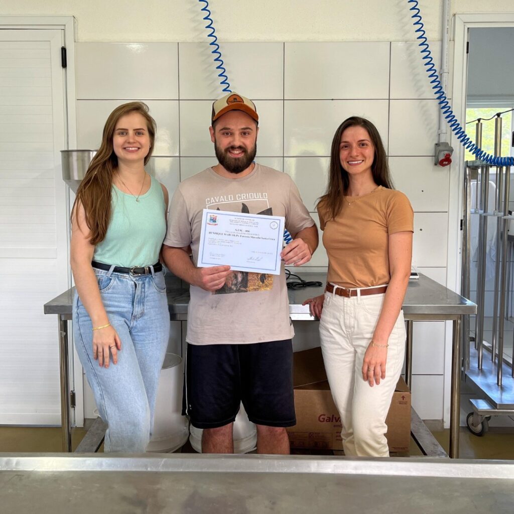 Registro no SIM Laticínios Santa Croce